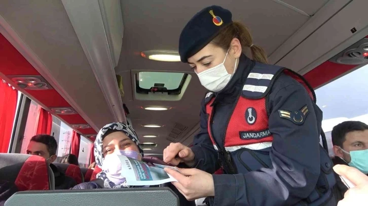 43 ilin geçiş güzergahında araçlar tek tek durduruldu, KADES uygulaması tanıtıldı
