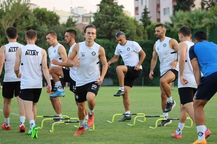 Altay, sezona galibiyetle başlamak istiyor
