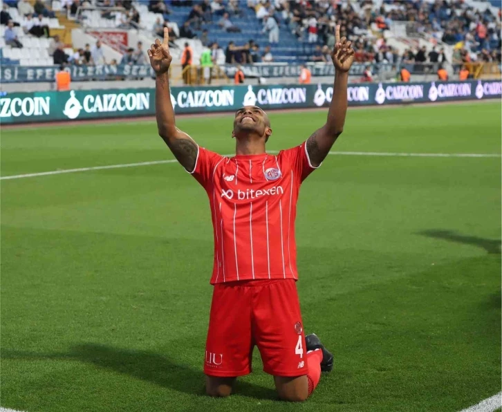 Antalyaspor’da savunmacı Naldo’dan 4 gollük katkı
