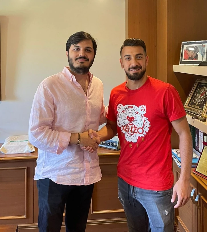 Burak Can Çamoğlu Adanaspor’da
