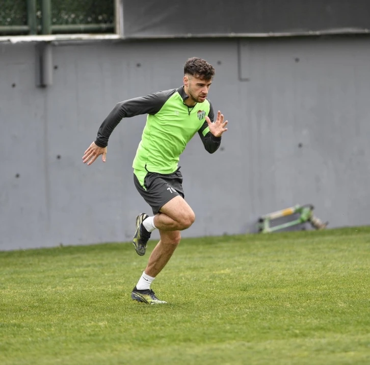 Bursaspor son antrenmanını Manisa’da yaptı