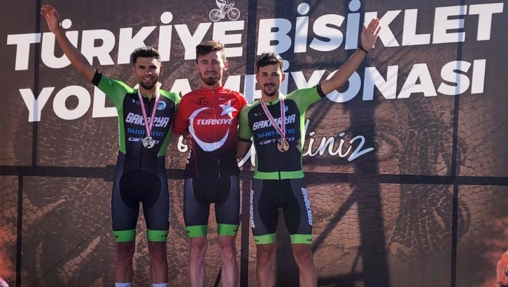 Büyükşehir Bisiklet Takımı, Türkiye Yol Şampiyonası şampiyonu oldu
