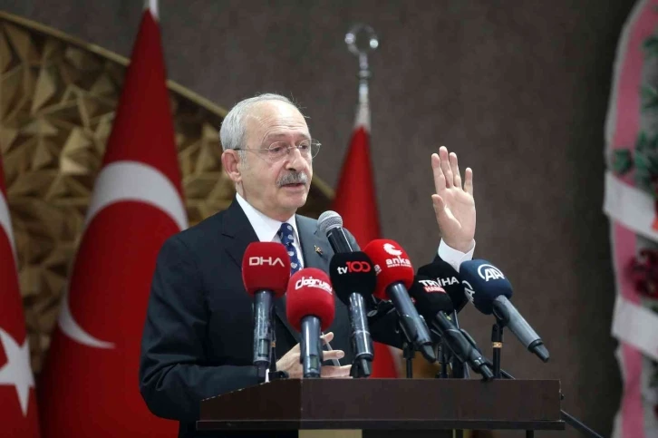 CHP lideri Kılıçdaroğlu: “Amirallere tek tek ulaşıp o bildiriyi yayımladıkları için teşekkür edilmesi gerekiyor”