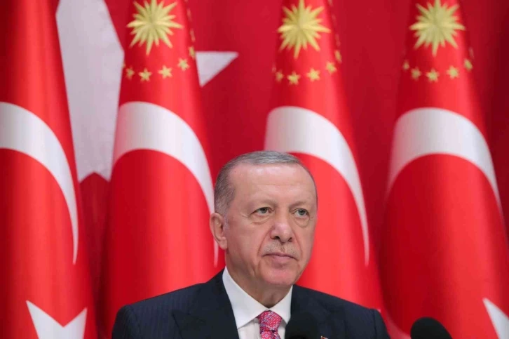 Cumhurbaşkanı Erdoğan: “Yeni asgari ücrete yüzde 30 zam yaparak 5 bin 500 lira olarak belirledik”