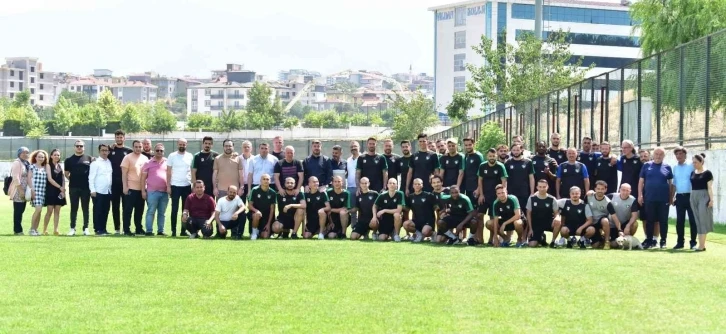 Denizlispor ailesi bayram sevincini hep birlikte yaşadı
