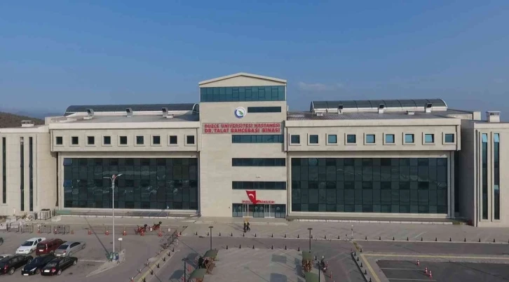 Düzce Üniversitesi Hastanesi bir basamak daha yükseldi
