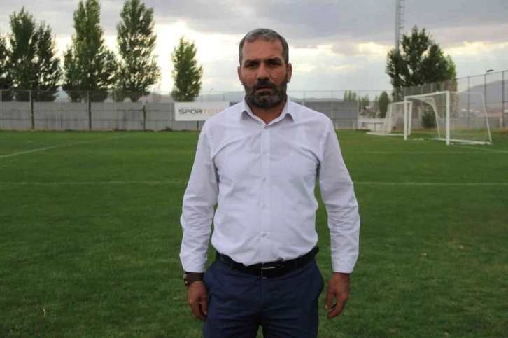 ES Elazığspor Başkanı Çayır: "Lige kazanarak başlamak istiyoruz"
