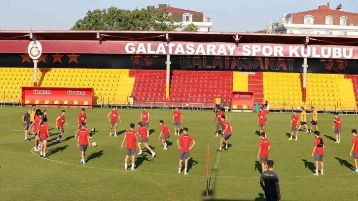 Galatasaray, yeni sezon hazırlıklarını sürdürüyor
