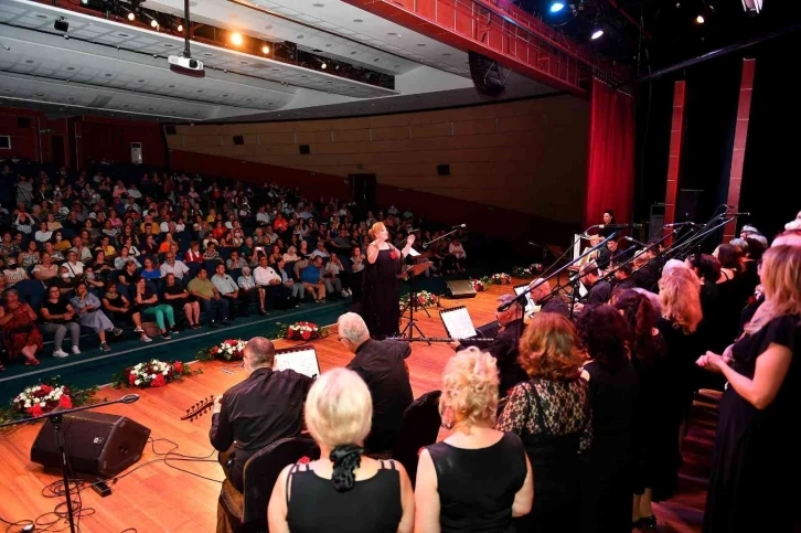 Gönülden Sesler Korosu ikinci konserini verdi
