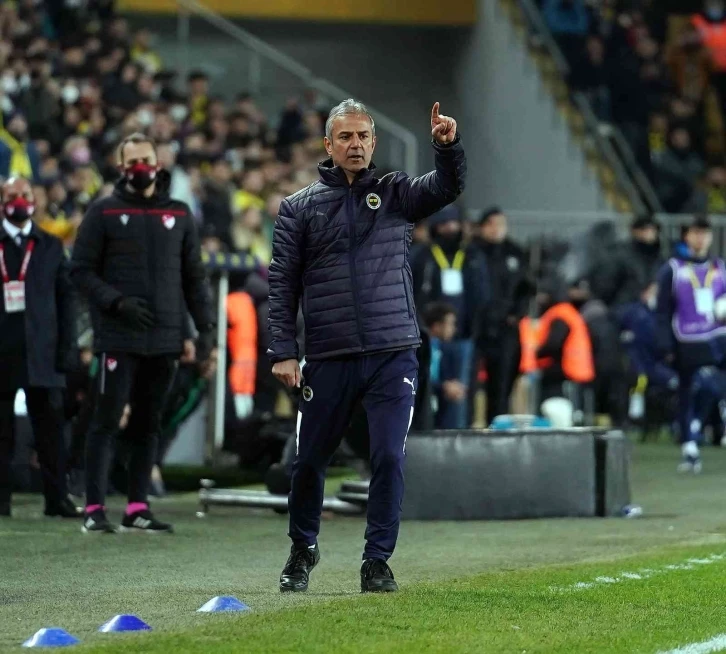 İsmail Kartal: "Fenerbahçe, 3 Temmuz ve kurşunlanma sürecinin halen acısını çekmektedir"
