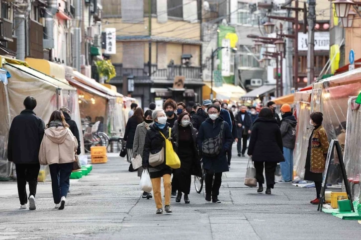 Japonya’da vaka artışına rağmen hayat normal akışında sürüyor
