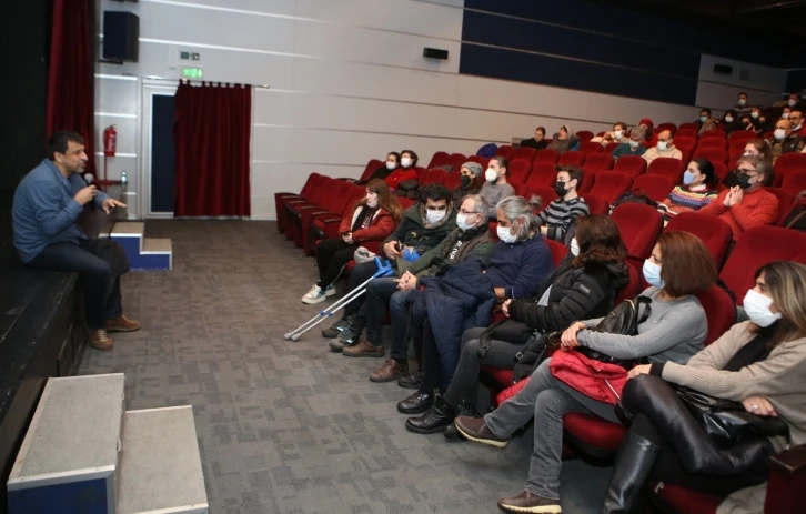 Kadınların hak mücadelesini anlatan filme yoğun ilgi
