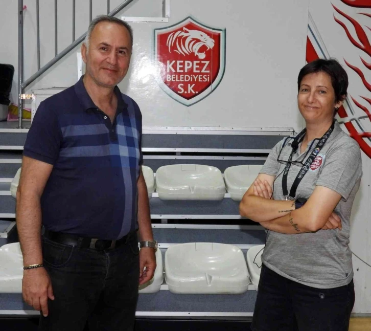 Kepez basketboluna şampiyon antrenör
