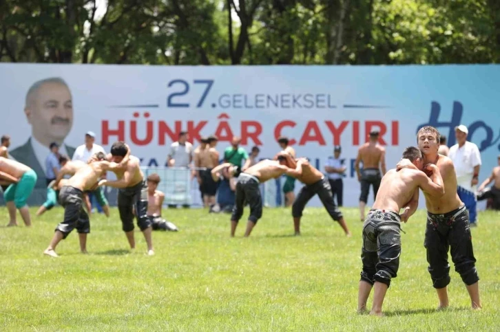 Kırkpınar öncesi son müsabakalarda güreşçiler ter döküyor
