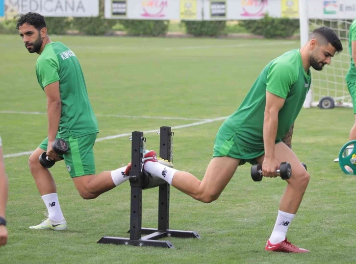 Konyaspor kuvvet depoluyor
