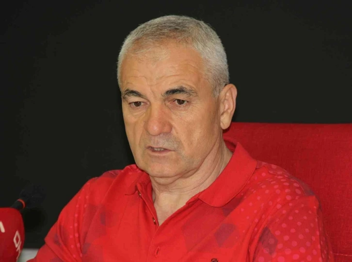 Rıza Çalımbay: "Trabzon şampiyonluğu hak etti"
