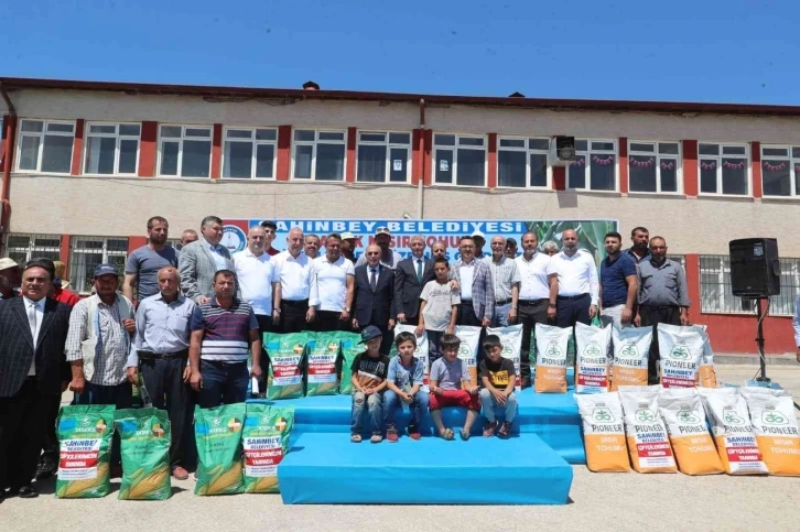 Şahinbey’de çiftçiye slajlık mısır desteği

