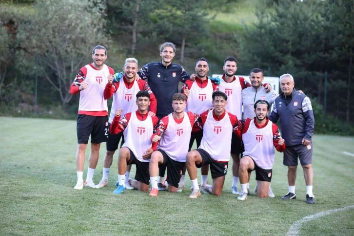 Sivasspor’da yeni sezon hazırlıkları devam etti
