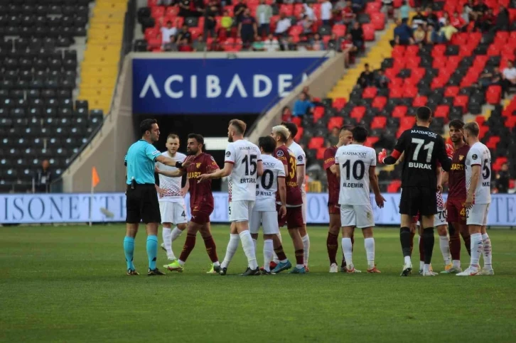 Spor Toto Süper Lig: Gaziantep FK: 1 - Göztepe: 1 (Maç sonucu)

