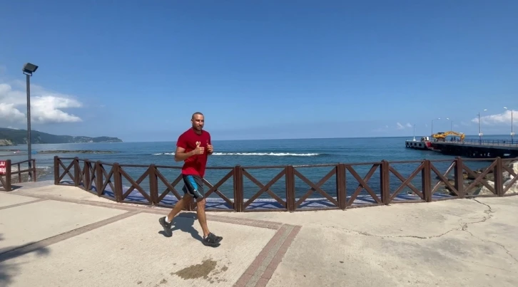 Türk boksör Hüseyin Cinkara uluslararası şampiyonaya hazırlanıyor
