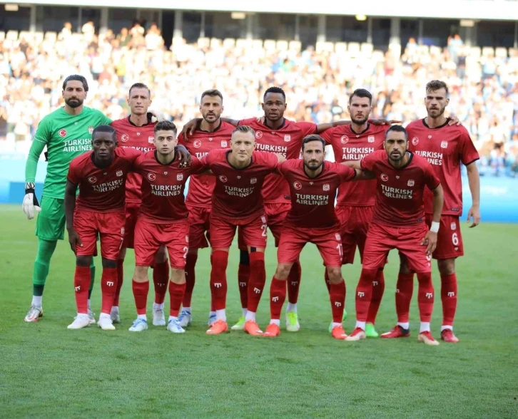 UEFA Avrupa Ligi: Malmö FF: 2 - Sivasspor: 1 (İlk yarı)
