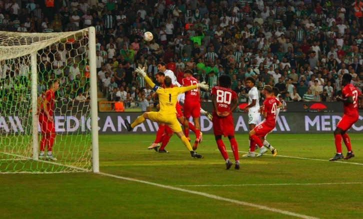UEFA Konferans Ligi: Konyaspor: 2 - Vaduz: 4 (Maç sonucu)
