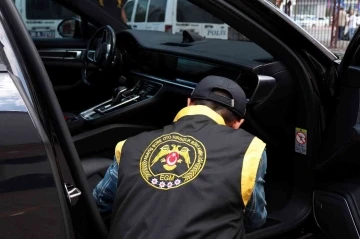 10 milyon TL değerinde Porsche çalmışlar
