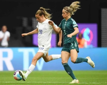 2022 Avrupa Kadınlar Futbol Şampiyonası’nda kupa İngiltere’nin
