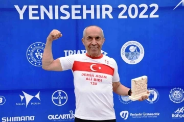 73 yaşındaki Demir Adam, 24 saatte 2 birincilik aldı
