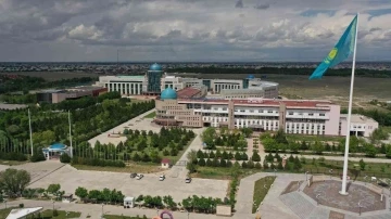Ahmet Yesevi Üniversitesi, uzaktan eğitim ile üniversite okuma fırsatı sunuyor
