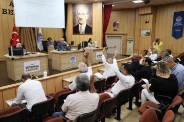Akdeniz Belediye Meclisinden Gaziantep’e ‘evet’, Diyarbakır’a ‘hayır’
