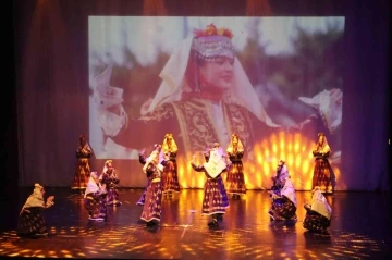 Anadolu halk dansları TSKM’de buluştu

