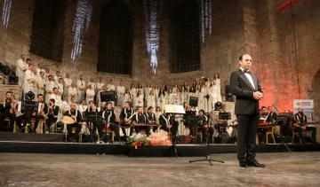 Antakya Medeniyetler Korosu, şarkılarını çocukların eğitimi için söyleyecek
