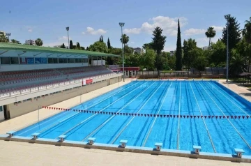 Atatürk Yüzme Havuzu’nun üstü kapanıyor
