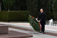 Azerbaycan’ın ulusal lideri Haydar Aliyev vefatının 18. yılında Bakü’de anıldı