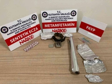 Bakkal dükkanındaki veresiye defteri ve kol saatinden uyuşturucu çıktı
