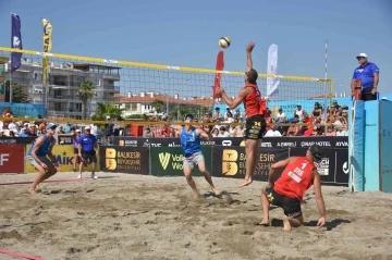 Balıkesir’de plaj voleybolu rüzgarı esiyor
