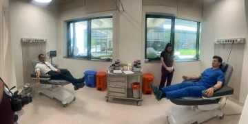 Başakşehir Çam ve Sakura Şehir Hastanesi’nde kan bağışı etkinliği
