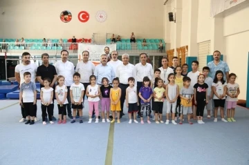 Başkan Güder, gençlerin spor keyfine ortak oldu
