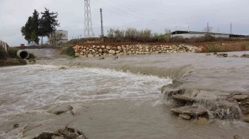 Belediye o yolu kapattı
