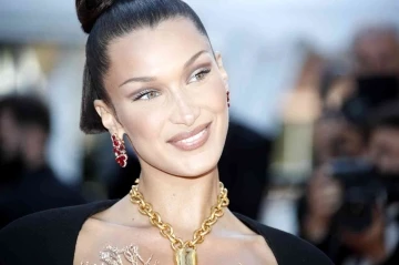 Bella Hadid’ten Hindistan’daki başörtü yasağına tepki: “Kadınlara ne giyeceklerini söylemek sizin işiniz değil”
