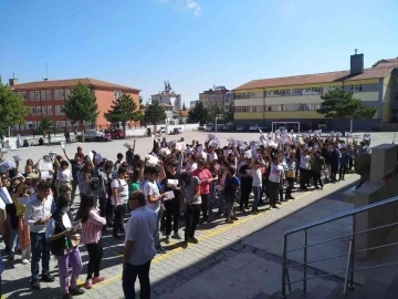 Beyşehir’de 14 bin öğrenci karne sevinci yaşadı
