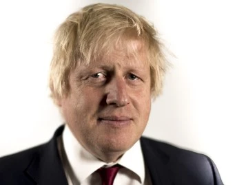 Boris Johnson'a Çifte Darbe