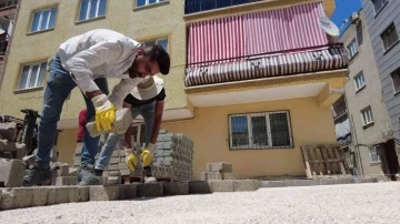 Bozulan yollarda çalışma başladı
