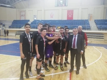 Bozüyük’te Futsal Şampiyonu Kumral Abdal Anadolu Lisesi oldu
