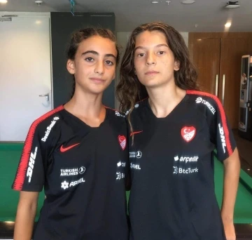Bursa’dan U15 Futbol Kız Milli Takım aday kadrosuna iki sporcu
