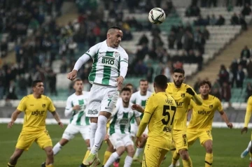 Bursaspor zorlu İstanbulspor deplasmanında
