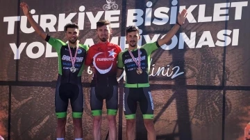 Büyükşehir Bisiklet Takımı, Türkiye Yol Şampiyonası şampiyonu oldu
