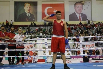 Büyükşehir’in boksörü Demirceylan Avrupa Şampiyonu oldu
