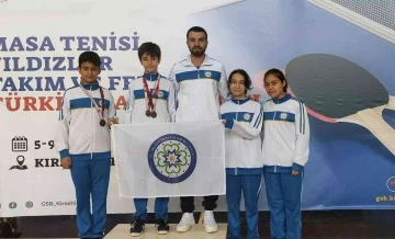 Büyükşehir Masa Tenisi sporcusu Türkiye 3’üncüsü oldu

